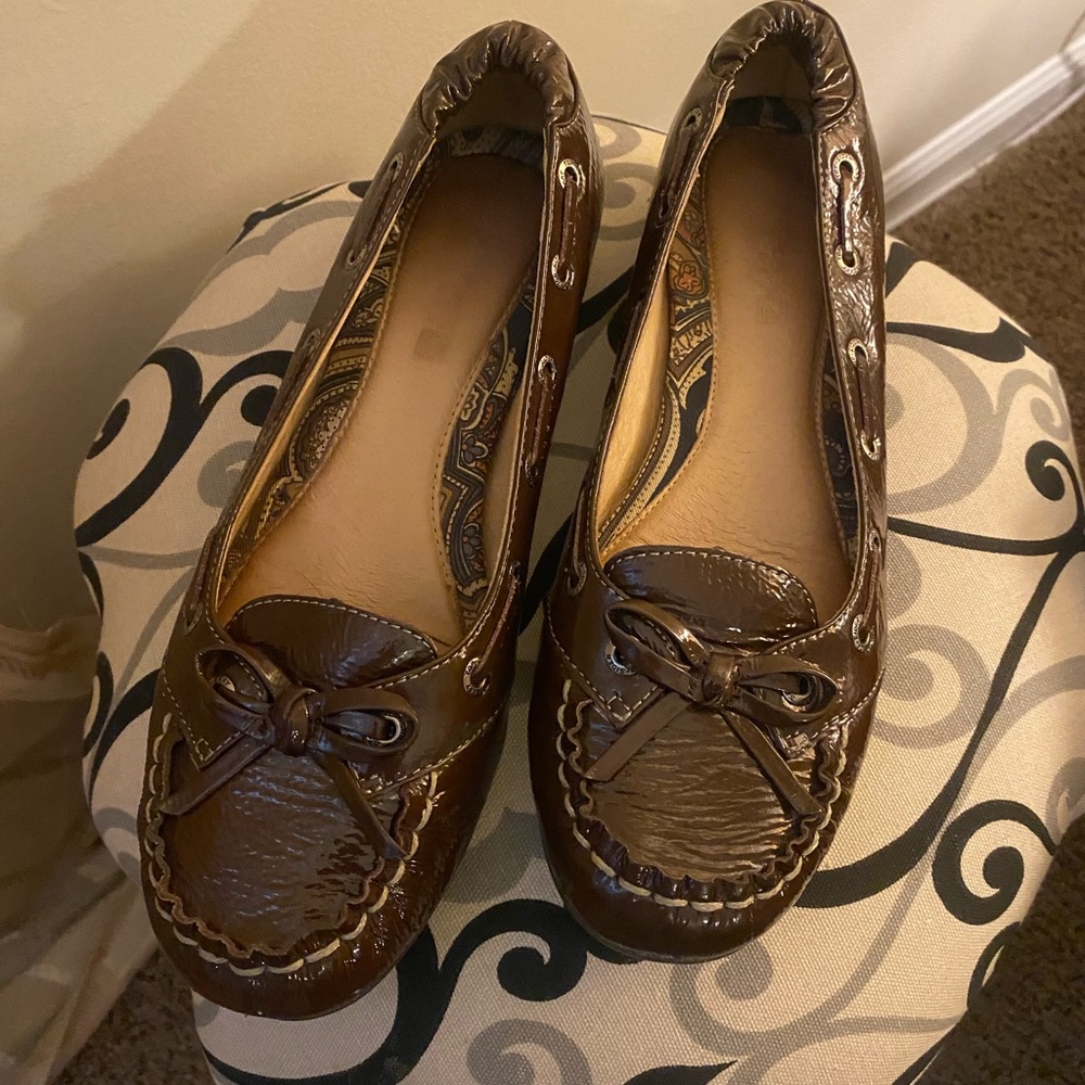 Sperry Size 7 Patent Leather Brown Flats